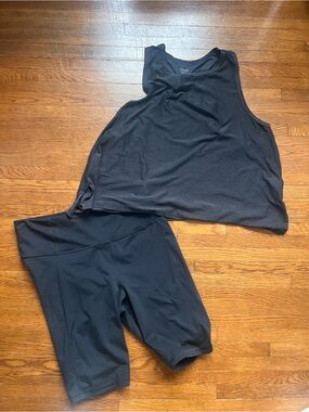 Size xxl dark gray Active Tank and Bike Short Set